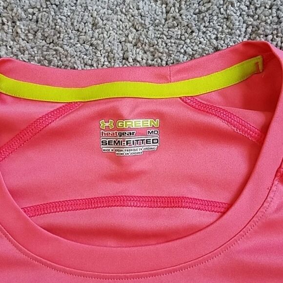 Under Armour Heat Gear Athletic Top Pink Medium - Picture 2 of 2
